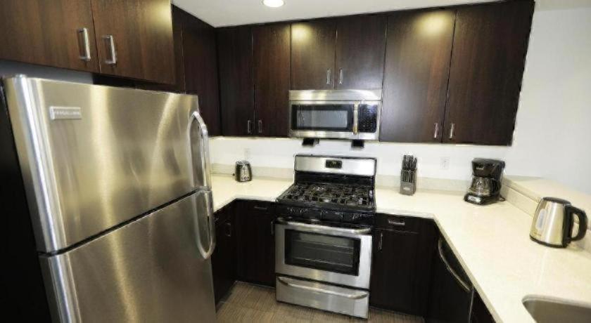 Hotel Downtown Cosmopolitan Residences