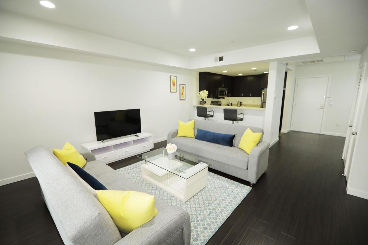 Downtown Cosmopolitan Residences Los Angeles